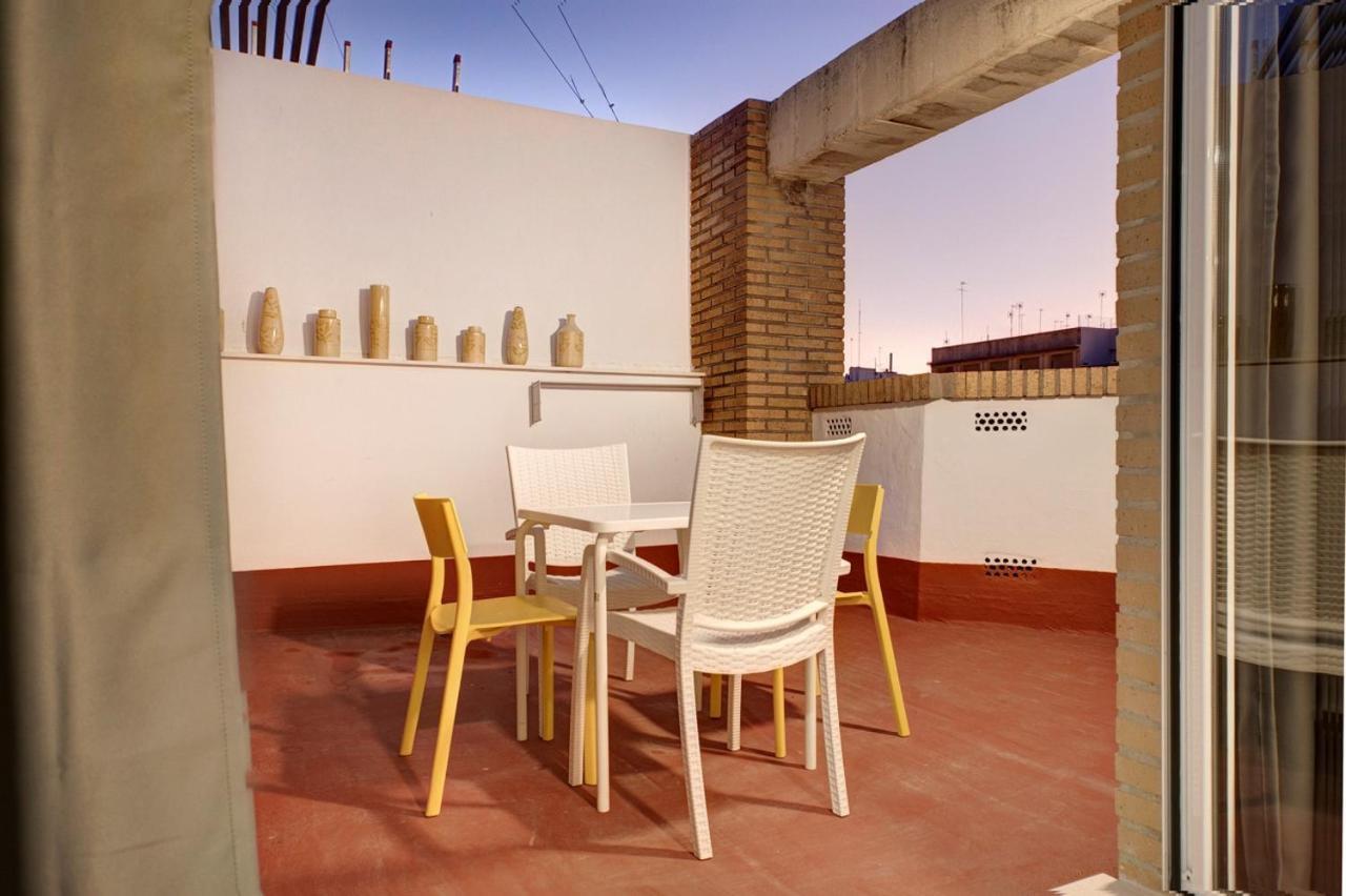 Beds & Breaks - Marina Beach Apartment Valencia Exterior photo